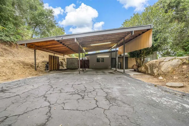 14949 Woods Valley Rd, Valley Center, California 92082