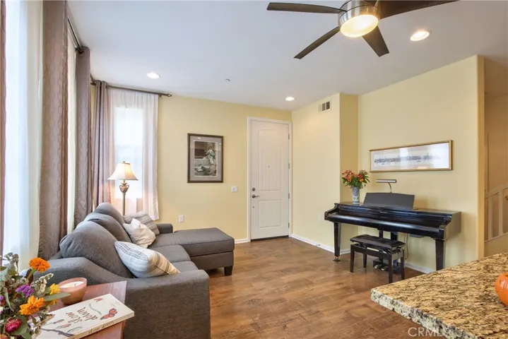 44001 Arcadia Court, Temecula, California 92592