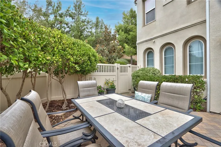 44001 Arcadia Court, Temecula, California 92592