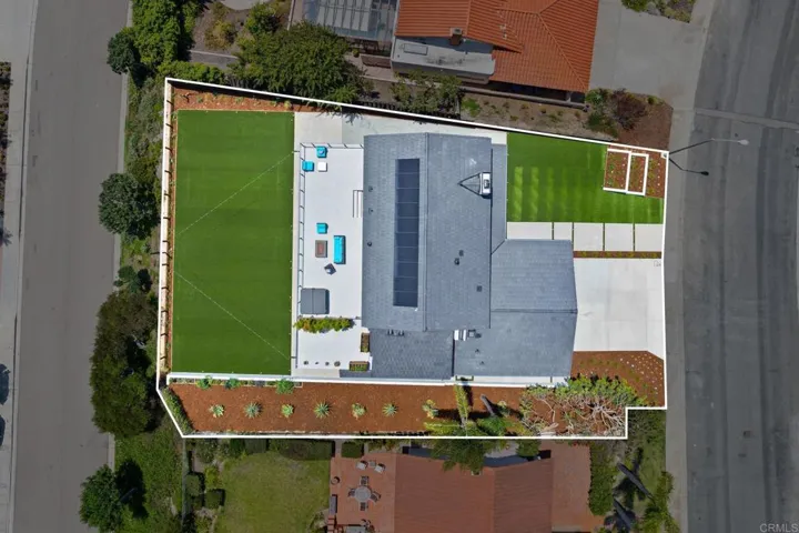 404 Santa Dominga, Solana Beach, California 92075