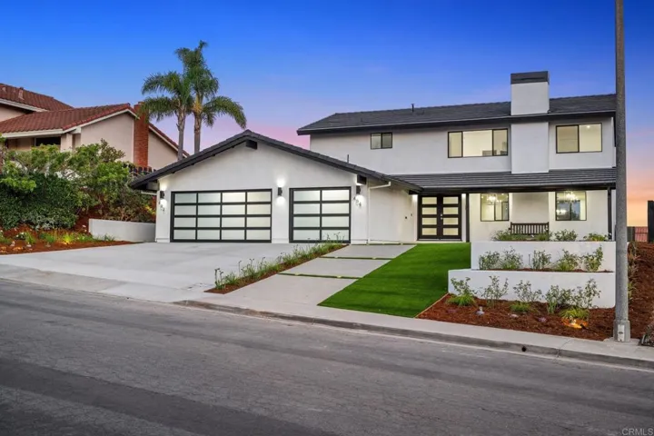 404 Santa Dominga, Solana Beach, California 92075
