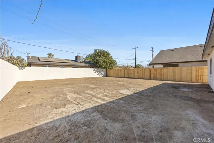 214 Amador, Bakersfield, California 93307