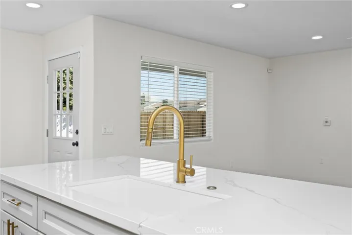 214 Amador, Bakersfield, California 93307