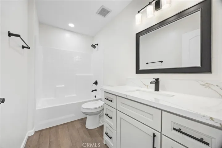 214 Amador, Bakersfield, California 93307