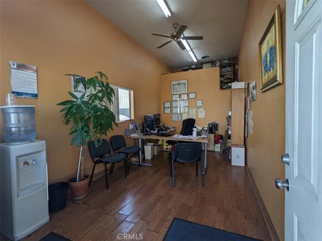 6636 Foothill Boulevard, Tujunga, California 91042