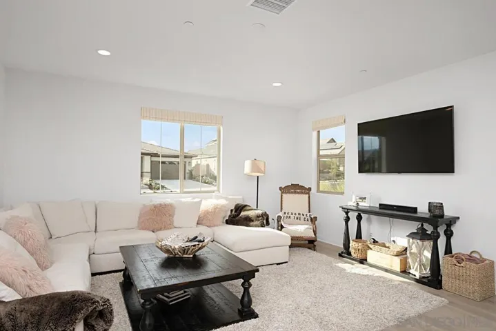39634 Dayspring Way, Temecula, California 92591