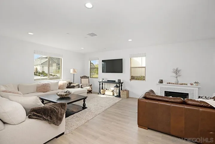 39634 Dayspring Way, Temecula, California 92591