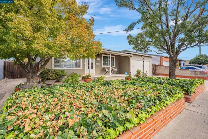 371 Rose Ann Ave, Pittsburg, California 94565