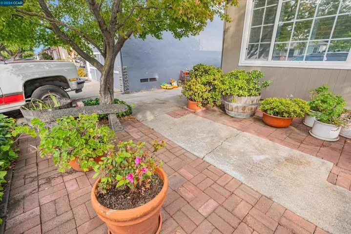 371 Rose Ann Ave, Pittsburg, California 94565