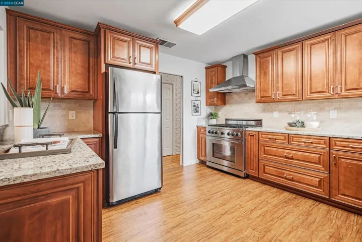371 Rose Ann Ave, Pittsburg, California 94565