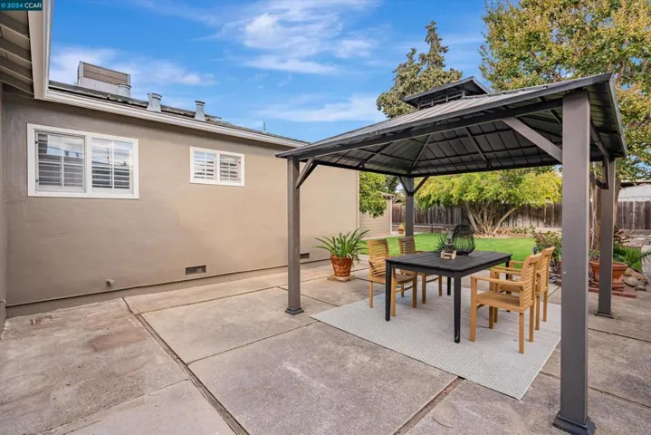 371 Rose Ann Ave, Pittsburg, California 94565