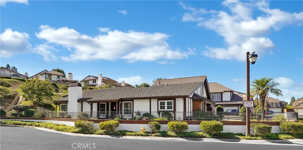 500 S Calle De Casas, Anaheim Hills, California 92807