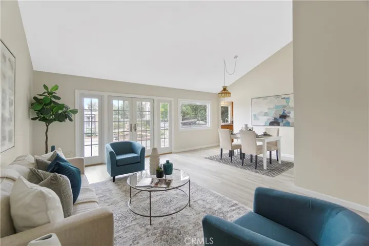 Vaulted Family Room