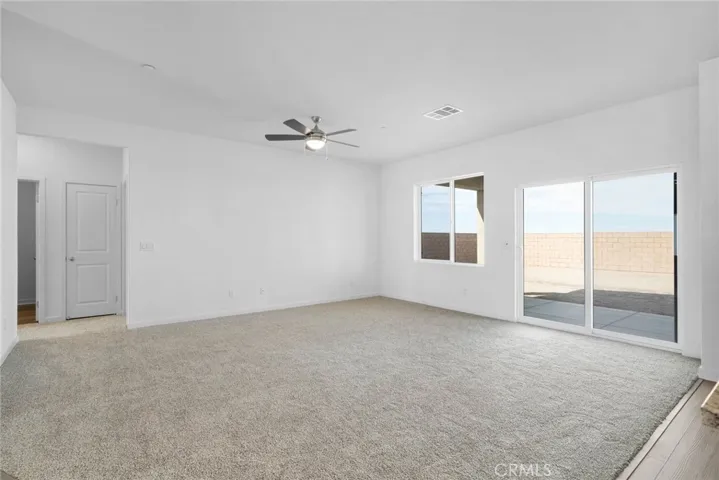 12369 Craven Way, Victorville, California 92392