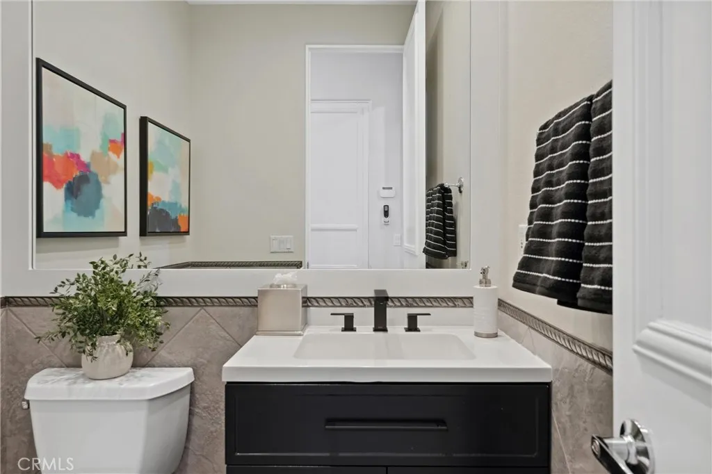 Powder Room Powder Room