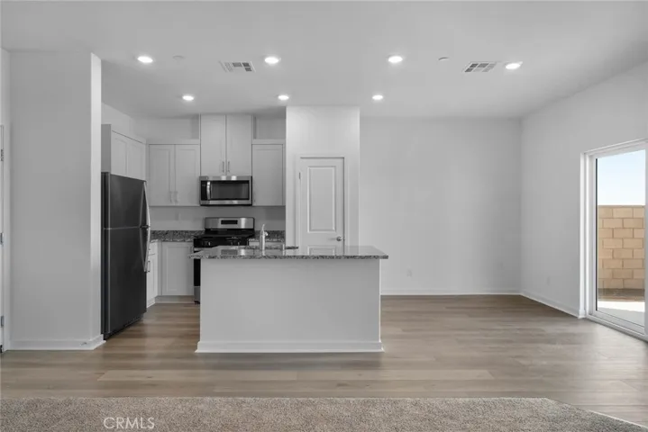 12347 Bear Ridge Way, Victorville, California 92392