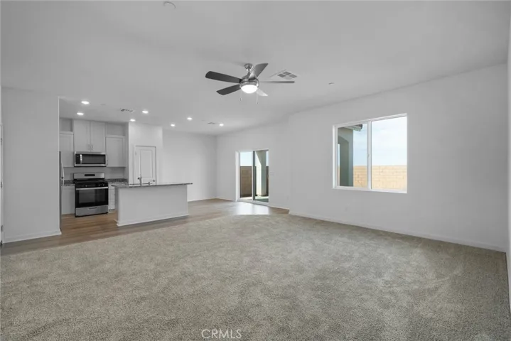 12368 Bear Ridge Way, Victorville, California 92392