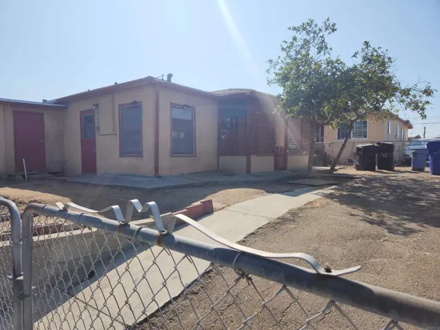 5251 53 Wightman Street, East San Diego, California 92105