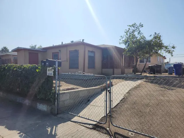 5251 53 Wightman Street, East San Diego, California 92105