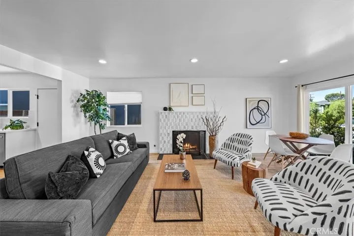 7724 W 85th Street, Playa Del Rey, California 90293