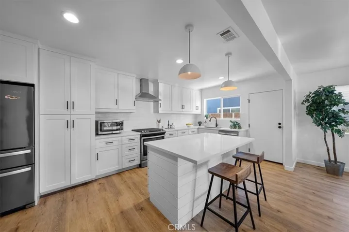 7724 W 85th Street, Playa Del Rey, California 90293