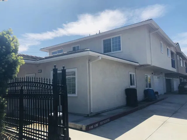 20161 Royal Ave, Hayward, California 94541