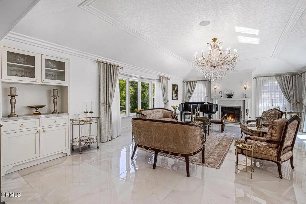 848 Greenridge Drive, La Canada Flintridge, California 91011 home-pic-18