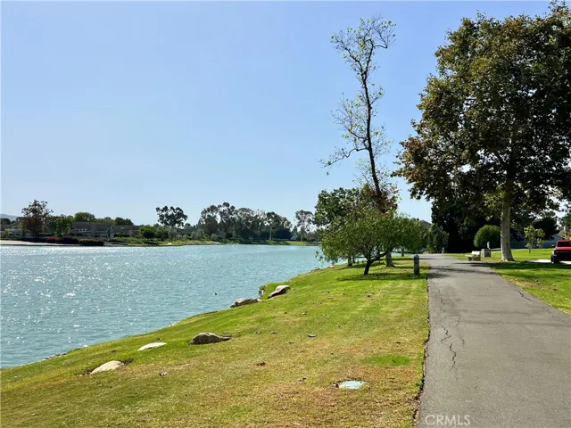 11 Thornwood, Irvine, California 92604