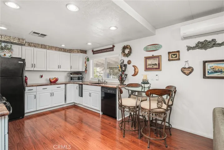 15040 Sandy Ridge Road, Lake Hughes, California 93532