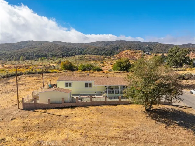 15040 Sandy Ridge Road, Lake Hughes, California 93532