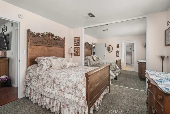 15040 Sandy Ridge Road, Lake Hughes, California 93532