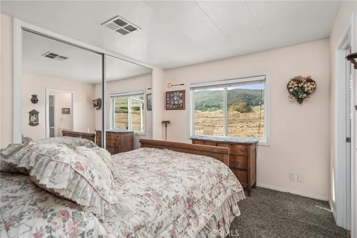 15040 Sandy Ridge Road, Lake Hughes, California 93532
