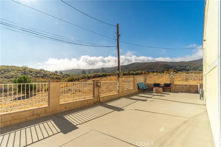 15040 Sandy Ridge Road, Lake Hughes, California 93532