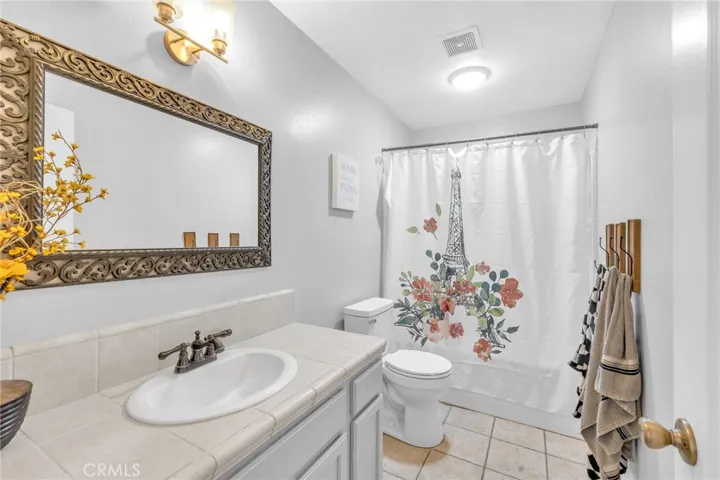 11014 Sonoma Creek Court, Bakersfield, California 93312