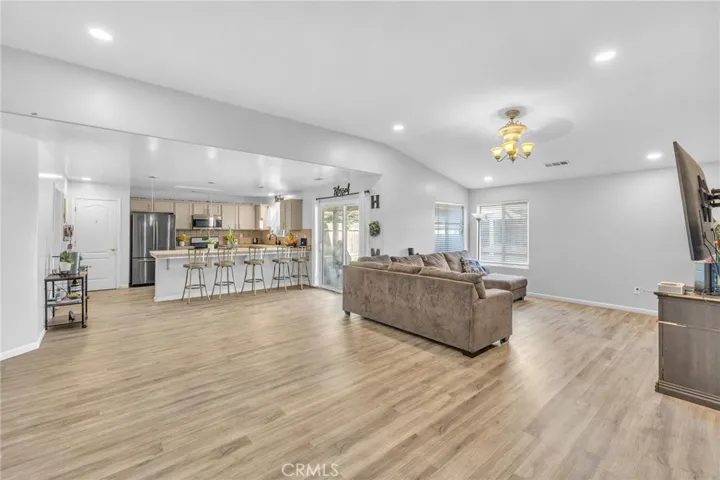 11014 Sonoma Creek Court, Bakersfield, California 93312