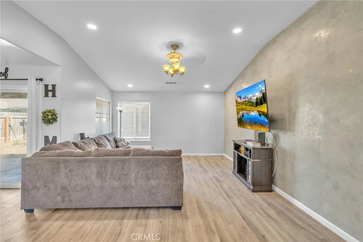 11014 Sonoma Creek Court, Bakersfield, California 93312