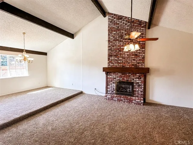 140 Holiday Way, Chowchilla, California 93610