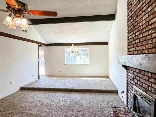 140 Holiday Way, Chowchilla, California 93610