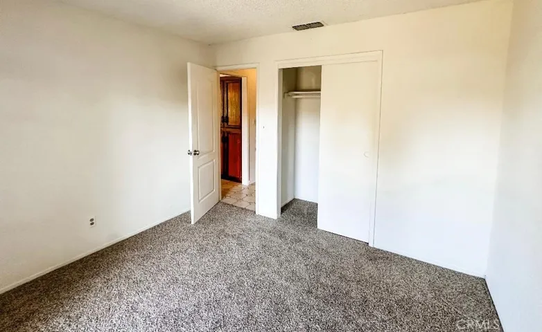 140 Holiday Way, Chowchilla, California 93610