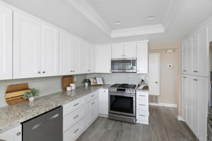 1250 Rue Saint Martin, San Marcos, California 92078