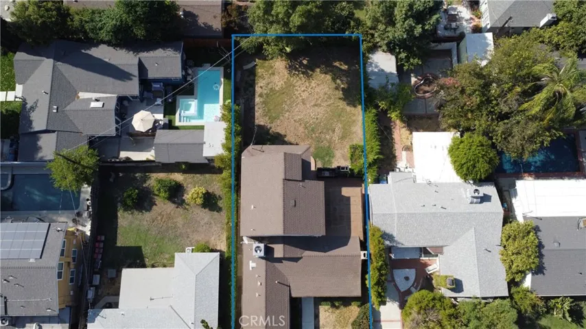 5213 Alhama Drive, Woodland Hills, California 91364
