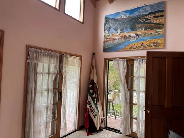 5213 Alhama Drive, Woodland Hills, California 91364