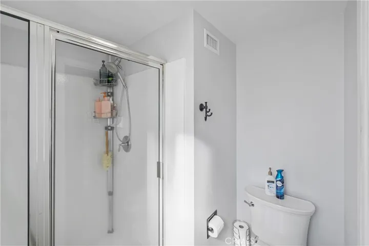 ensuite bathroom -primary bedroom upstairs