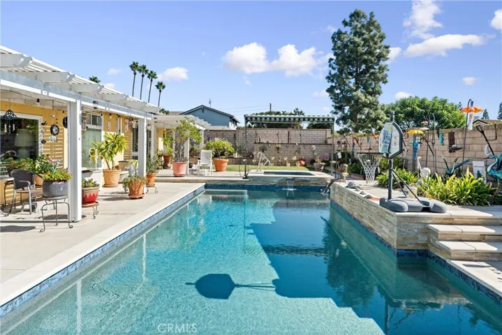 19762 Le Mans Circle, Yorba Linda, California 92886
