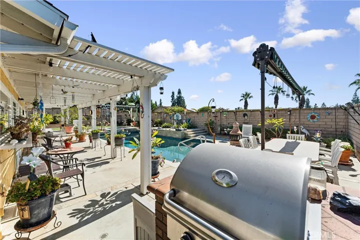 19762 Le Mans Circle, Yorba Linda, California 92886