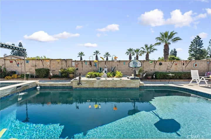 19762 Le Mans Circle, Yorba Linda, California 92886