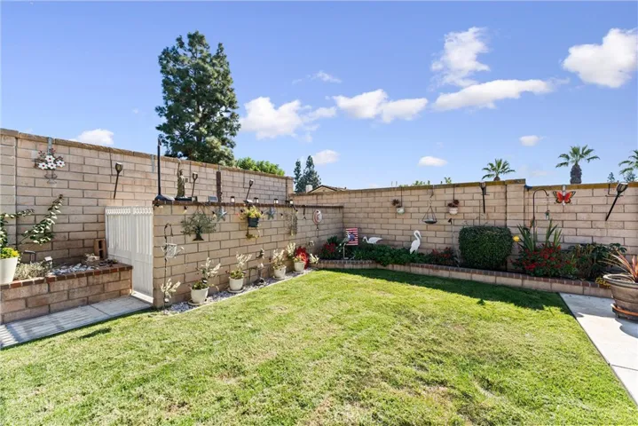 19762 Le Mans Circle, Yorba Linda, California 92886