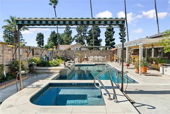 19762 Le Mans Circle, Yorba Linda, California 92886