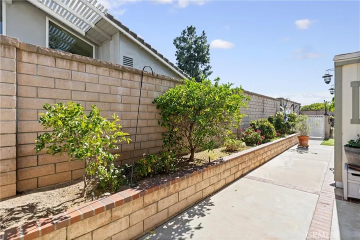 19762 Le Mans Circle, Yorba Linda, California 92886