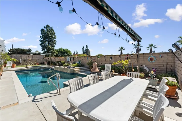 19762 Le Mans Circle, Yorba Linda, California 92886